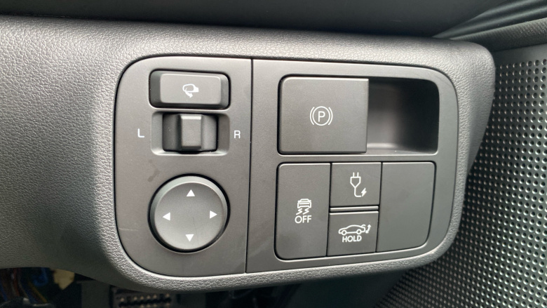 Hyundai IONIQ 6 168kW Premium 77kWh 4dr Auto Electric Saloon